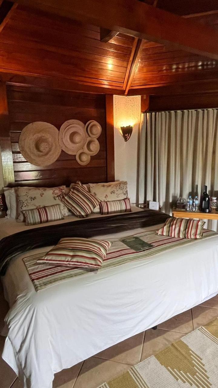 Pousada Vitorino Angra dos Reis Esterno foto